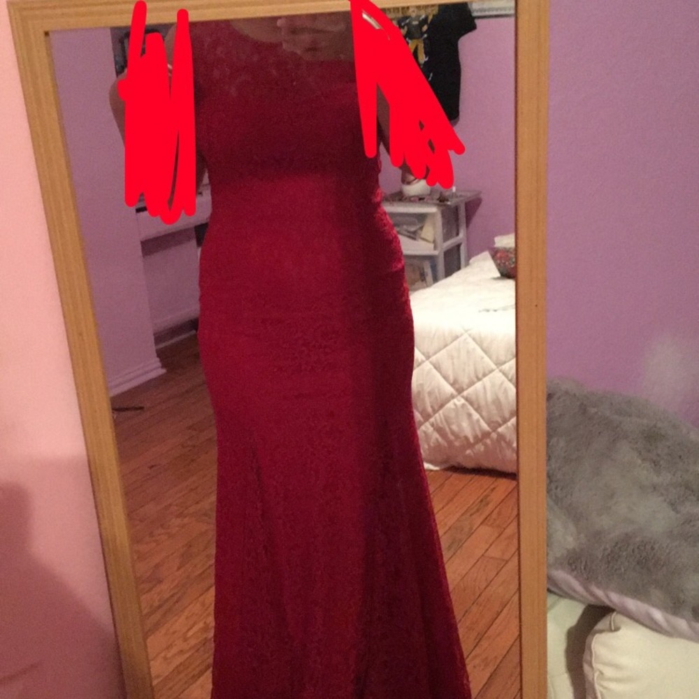 RED LACE MERMAID DRESS SIZE 16